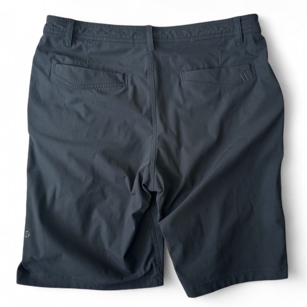 Lululemon ABC Classic Chino Men's Black Shorts - Size 36 - Picture 2 of 13